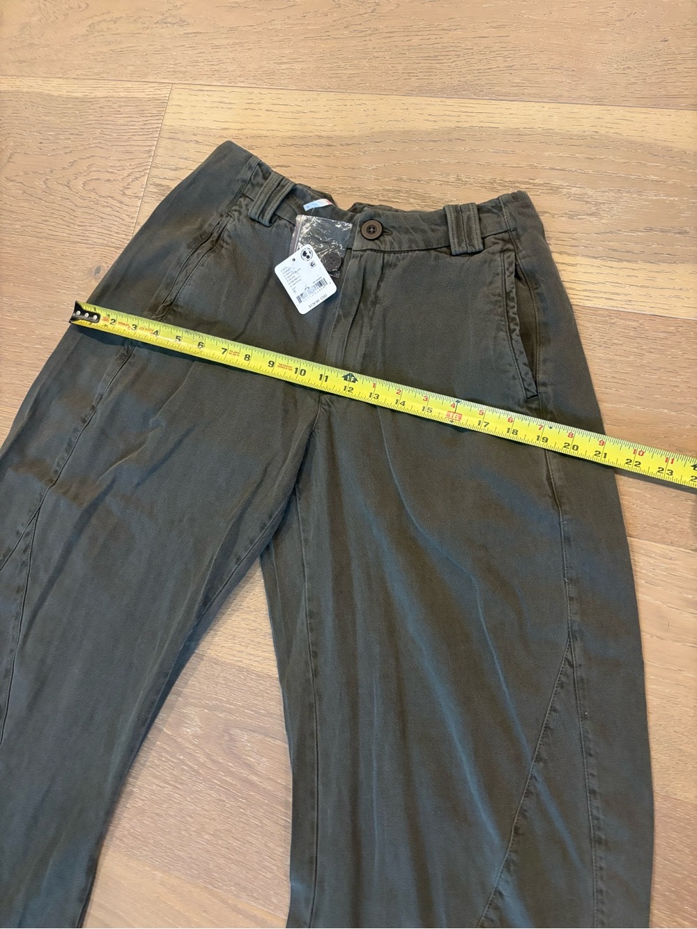 Free People Spotlight Washed Barrel Chino Trousers 0 Dusty Olive NWT Wide Pant - Picture 12 of 14